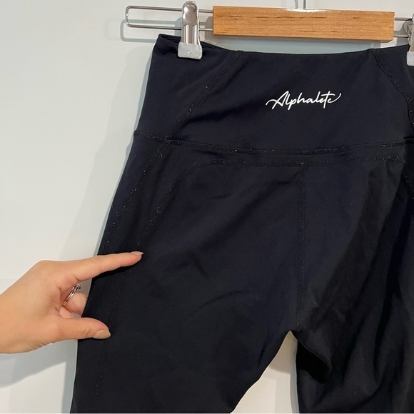 Alphalete Pulse Surge Legging - Picture 8 of 12